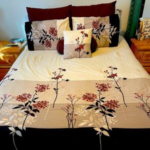 8 piece queen bedding set
